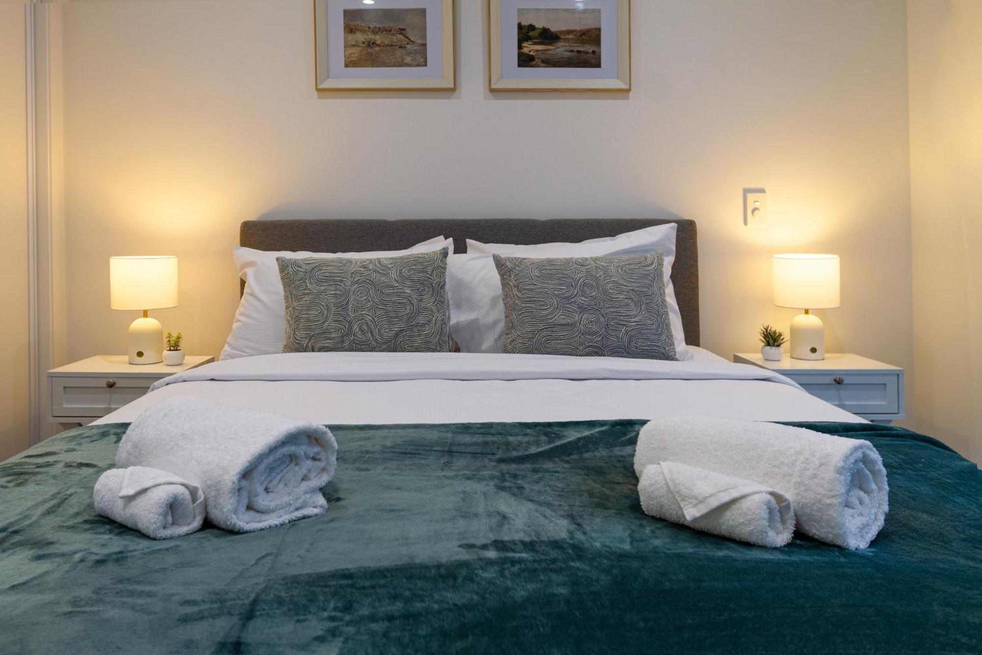 Appartamento Urban Retreat: 2-Br Gem In Central Christchurch Esterno foto